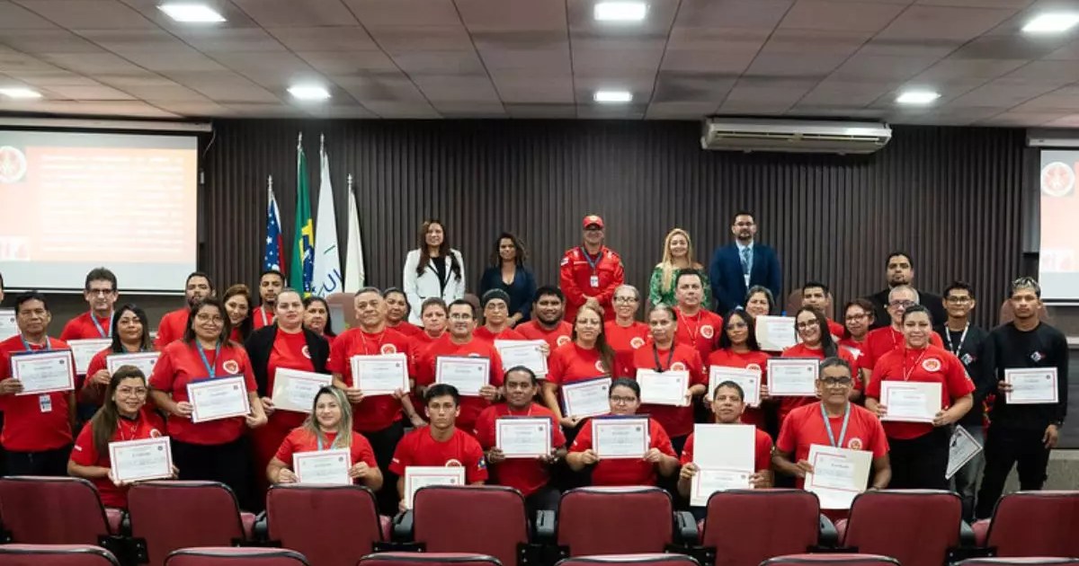 Câmara de Manaus vincula formação de brigadistas à prevenção de emergências na sede