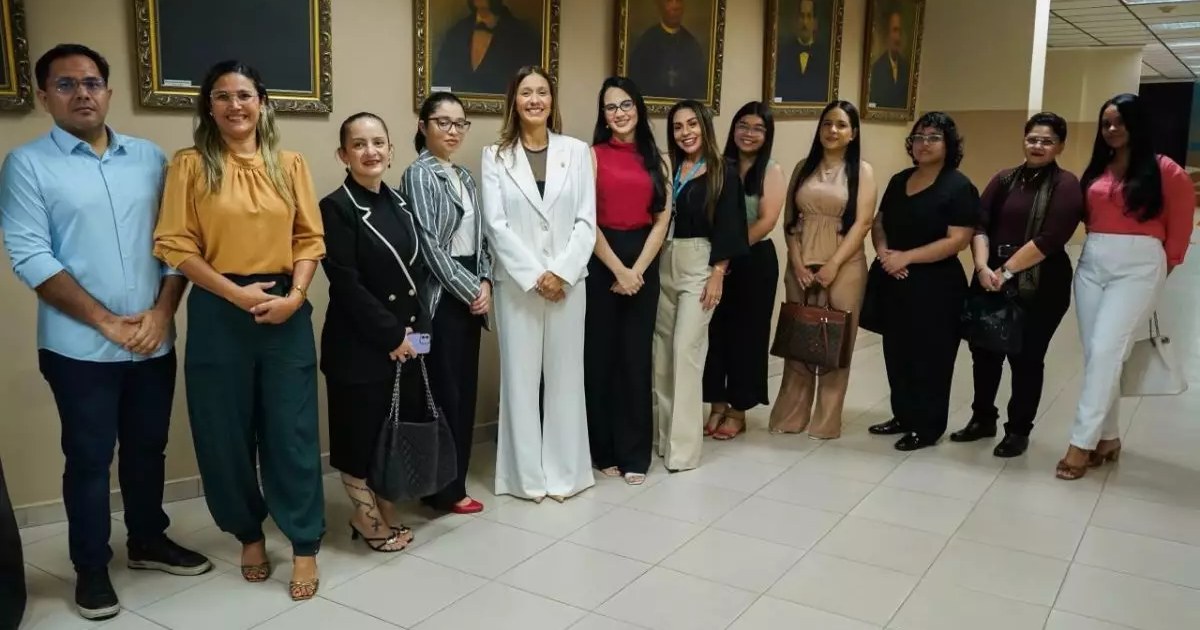 Na formação jurídica, estudantes acompanham de perto como funciona o Legislativo de Manaus