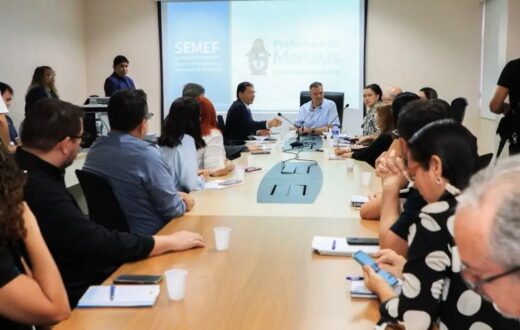 Câmara de Manaus abre tramitação conjunta da LOA e da revisão do PPA para 2027