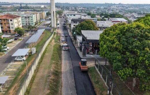 Moradores do Parque Rio Solimões passam a contar com recuperação da rua Praia da Canoa Quebrada
