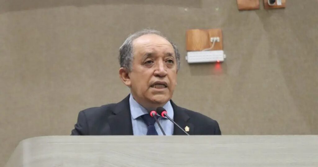 Escolas públicas e privadas de Manaus terão de divulgar regras sobre direitos de autistas