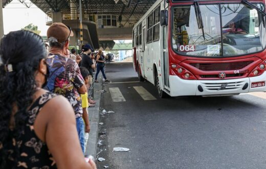Apoio a cerca de cem escolas orienta operação de trânsito no segundo turno em Manaus