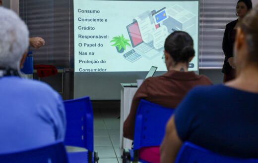 Palestra em Manaus explica direitos e atendimento após fraudes financeiras