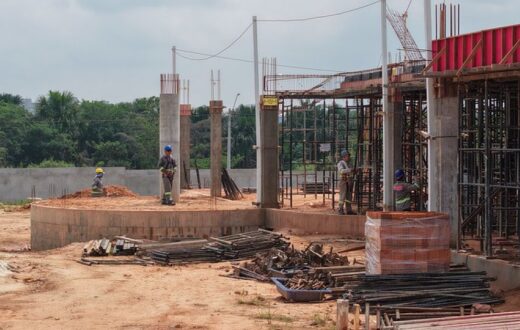No Lírio do Vale, FMTEA prepara bloco principal para receber concretagem
