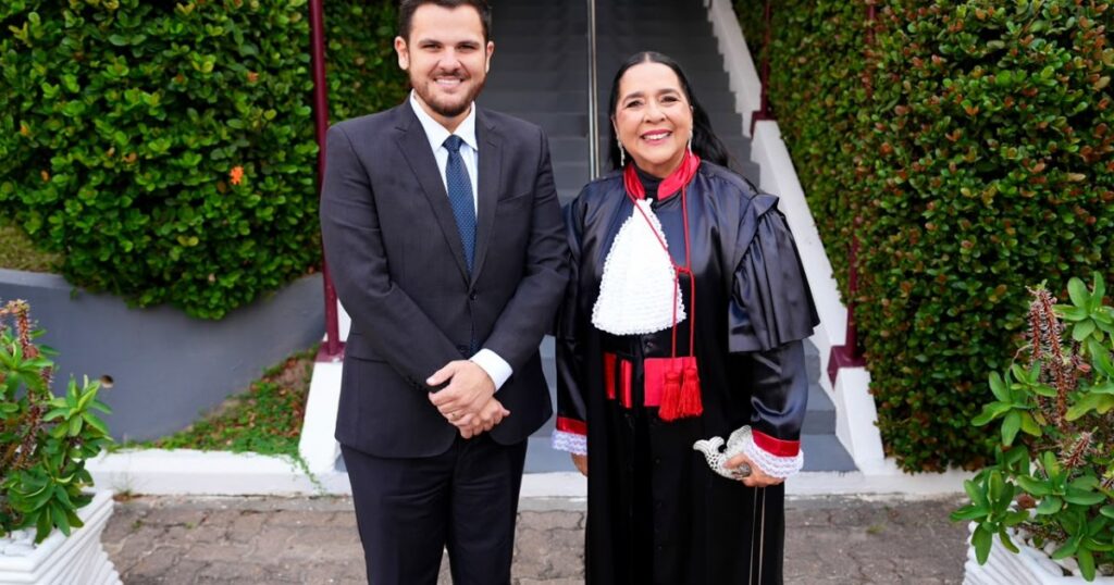Queimadas e diálogo entre poderes pautam cerimônia de recondução no MP-AM