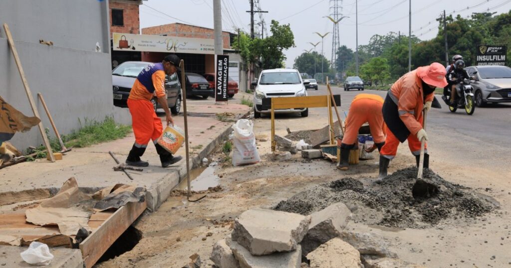 Cruzamento do São José Operário recebe reforço em caixa coletora e nova tampa