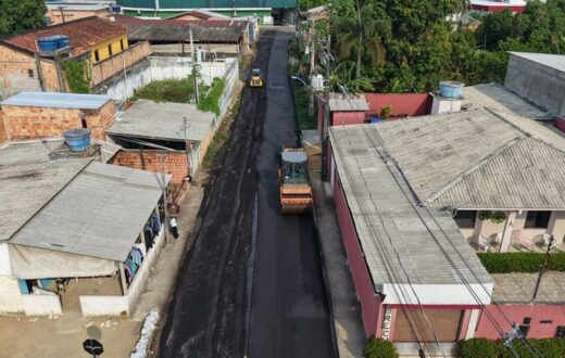 Praia do Porto Seguro tem recapeamento concluído; obra segue na Praia do Tupé